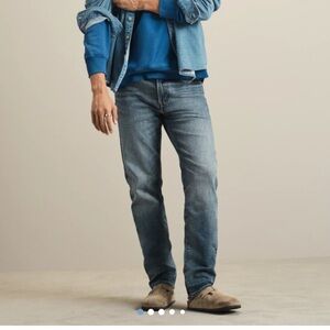 American Eagle Original Straight Jeans in Medium Tint NWT